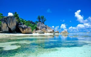 fond-ecran-plage-paradisiaque-seychelles-anse-source-d-argent-e1440072485884